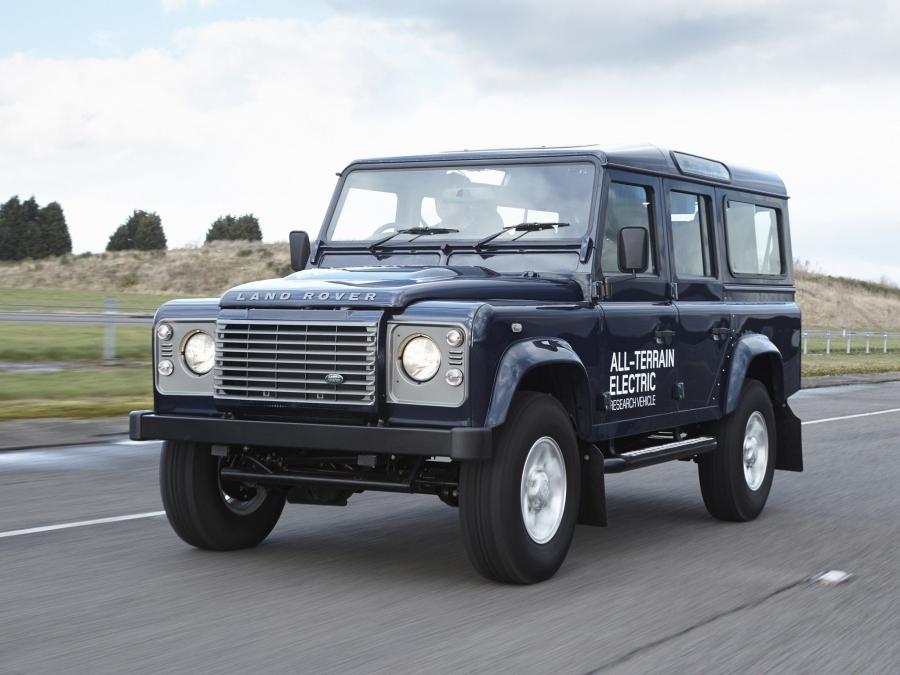  Land Rover Electric Defender Research Vehicle 2013 года  (фото 4 из 16)